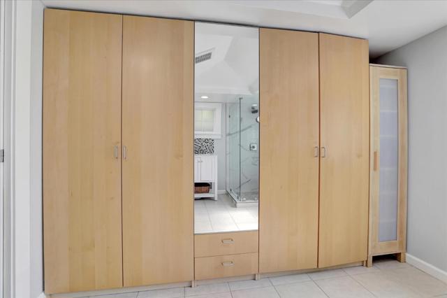 355 S 17th Street, San Jose CA: https://media.crmls.org/mediaz/75b8b7c1-abd4-4f1e-a7bb-3c05274f11d2.jpg