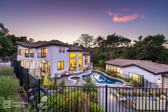 333 Raymundo Drive, Woodside CA: https://media.crmls.org/mediaz/75b9c890-92af-457e-846c-1076a66ca09f.jpg