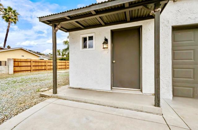 821 Maria Avenue, Spring Valley CA: https://media.crmls.org/mediaz/75bace45-5b57-4a20-a542-909d2ab26d2b.jpg