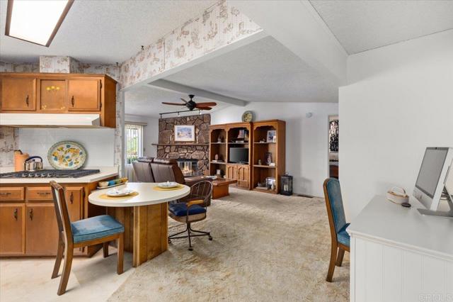 Detail Gallery Image 13 of 59 For 3535 Linda Vista Dr Spc 255,  San Marcos,  CA 92078 - 2 Beds | 2 Baths