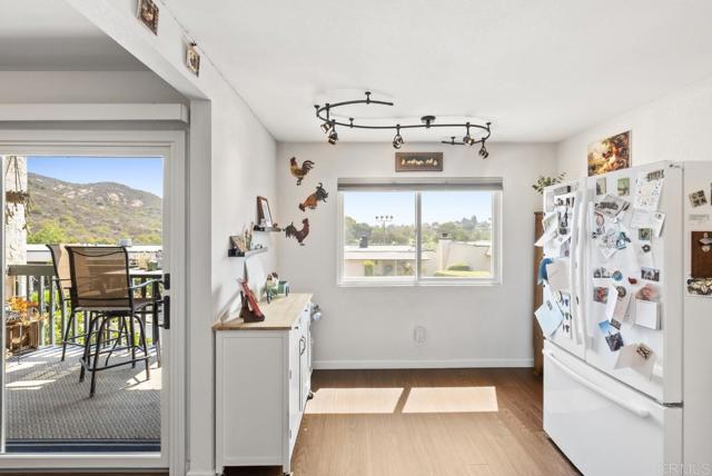 Detail Gallery Image 23 of 35 For 6986 Caminito Perico, San Diego,  CA 92119 - 2 Beds | 2/1 Baths