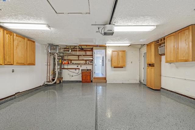 44840 Camellia Dr, Fremont CA: https://media.crmls.org/mediaz/75c00829-b668-4c9c-bf34-2af31265f890.jpg