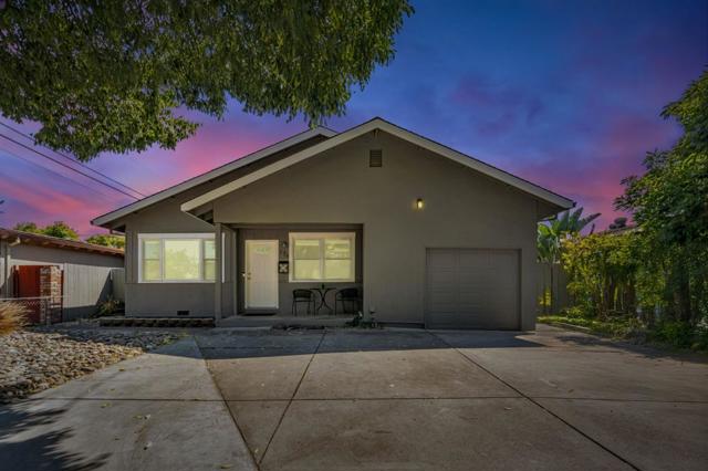 176 Garner Drive, Sunnyvale CA: https://media.crmls.org/mediaz/75c0d09a-8bcd-488a-a7e0-f142670f6482.jpg