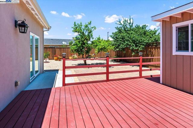 4309 BORA BORA AVE, Fremont CA: https://media.crmls.org/mediaz/75c285e9-0735-4282-9d2e-e97a33835111.jpg