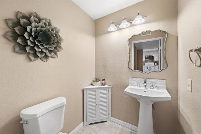 Home for Sale in Bonita