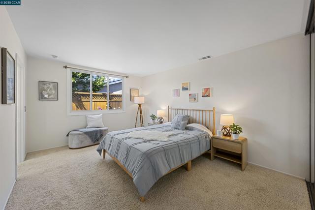 30450 Oakmont Way, Hayward CA: https://media.crmls.org/mediaz/75c28990-920a-4435-a2f8-4dbadca8c9bc.jpg