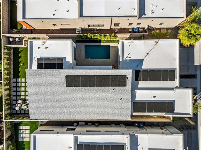 845 Nugget Lane, Palm Springs CA: https://media.crmls.org/mediaz/75c28f88-a203-4044-94be-6800c03fb3d7.jpg