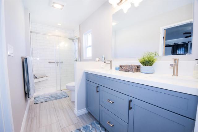 Detail Gallery Image 4 of 4 For 1420 East Lane, Imperial Beach,  CA 91932 - 4 Beds | 3 Baths