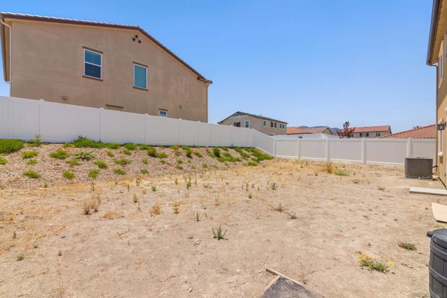 8553 Dartmouth St, Santee CA: https://media.crmls.org/mediaz/75c34080-1ffe-427e-b044-538ee793991a.jpg
