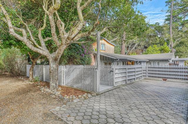 0 Junipero 2 South East of 10th Avenue, Carmel CA: https://media.crmls.org/mediaz/75c3948f-061d-40ff-b04d-223bc0ab2e7c.jpg