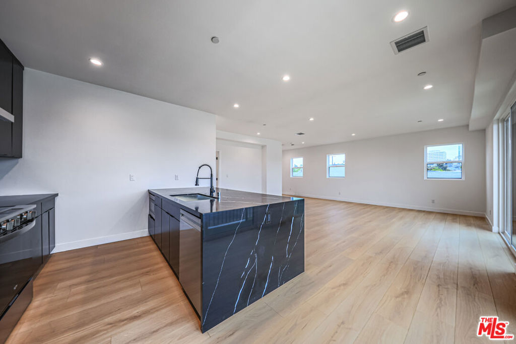 MLS #26771137 image #15