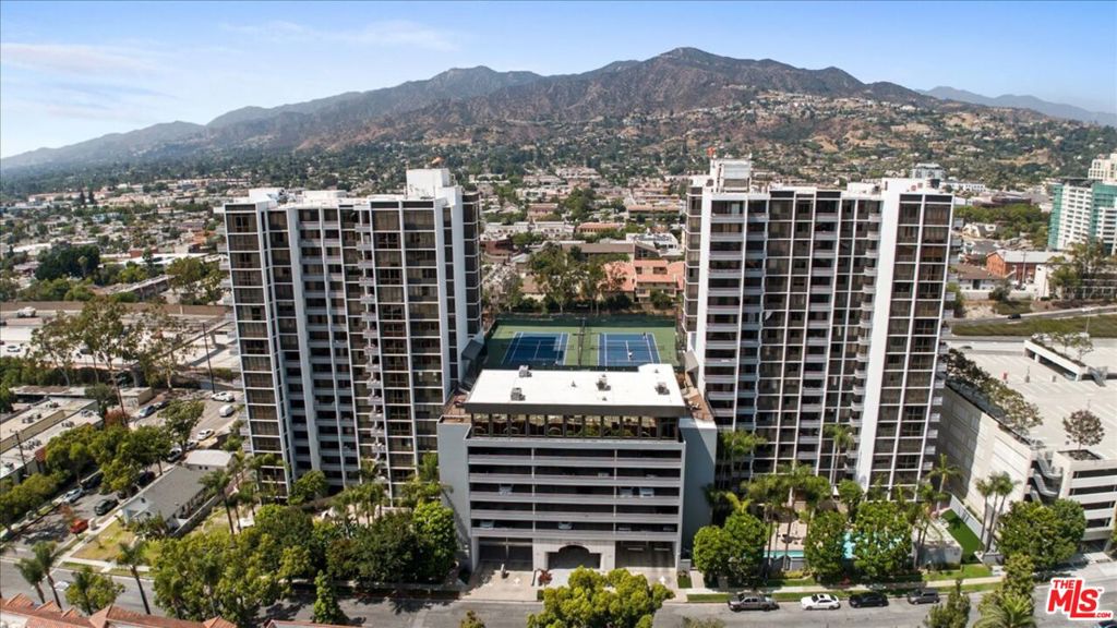 345 Pioneer Drive #1401