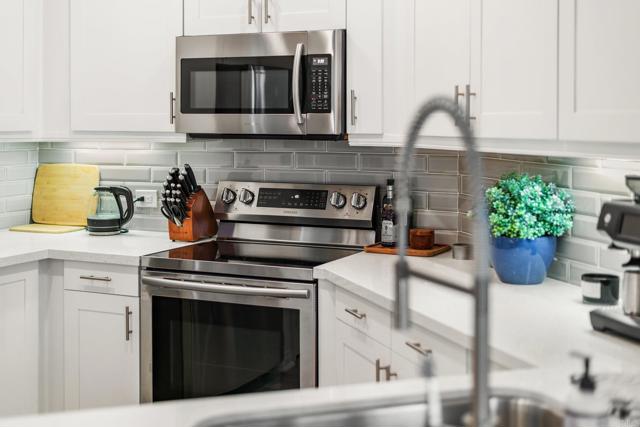 Detail Gallery Image 14 of 46 For 3957 30th Street #211,  San Diego,  CA 92104 - 2 Beds | 2 Baths