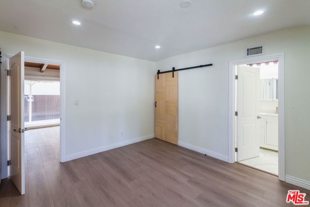 8646 Corbin Avenue, Northridge CA: https://media.crmls.org/mediaz/75c5acbb-6f3d-4f96-b2d5-09fc4b84733b.jpg