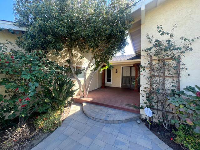 2975 Fahrner Court, San Jose CA: https://media.crmls.org/mediaz/75c61038-a84e-4d98-89cf-d8b2bf926e58.jpg