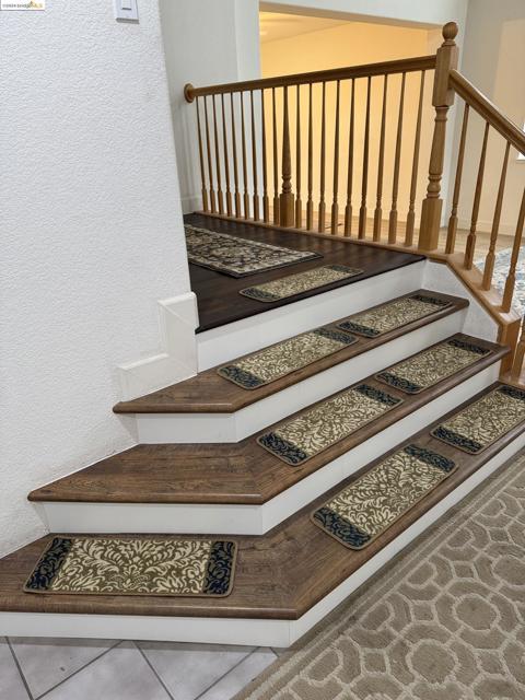 Image 33 of 52 For 6237 Ravenna Way