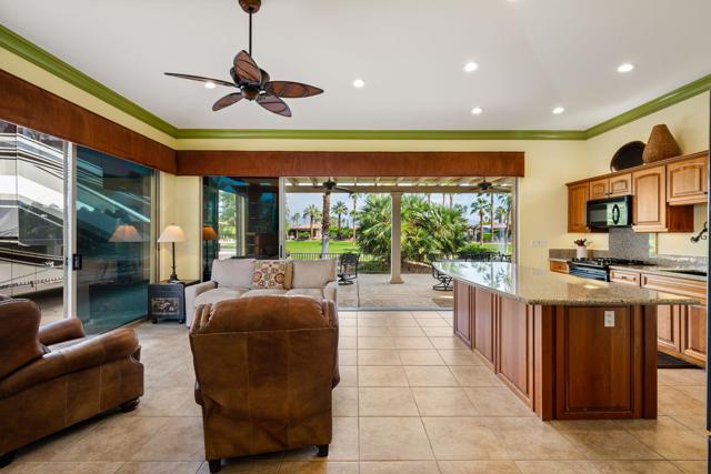 48170 Hjorth Street, Indio CA: https://media.crmls.org/mediaz/75c6c3a4-c874-4bb5-96fd-2f4cd138d42c.jpg