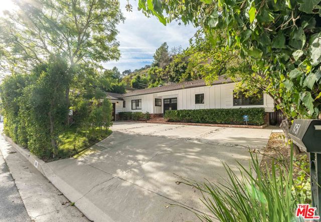 1951 Beverly Drive, Beverly Hills, California 90210, 3 Bedrooms Bedrooms, ,3 BathroomsBathrooms,Single Family Residence,For Sale,Beverly,24390547