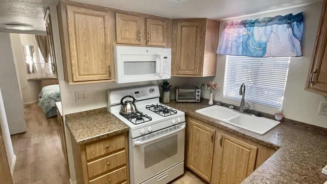 84136 Ave 44, #316, Indio CA: https://media.crmls.org/mediaz/75c7a068-e812-455a-bf6d-babef2059c2a.jpg