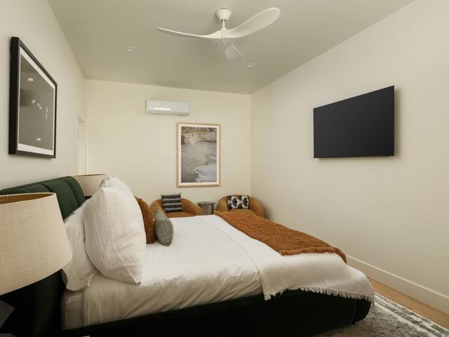 2841 Bayside Walk, San Diego CA: https://media.crmls.org/mediaz/75c7dfa8-1a6a-42af-b261-0ebe07564aba.jpg