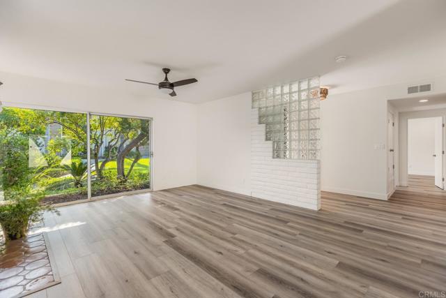 7019 Estrella De Mar Road, Carlsbad CA: https://media.crmls.org/mediaz/75c94334-3cb0-4a4f-8447-5ca16af7e71a.jpg