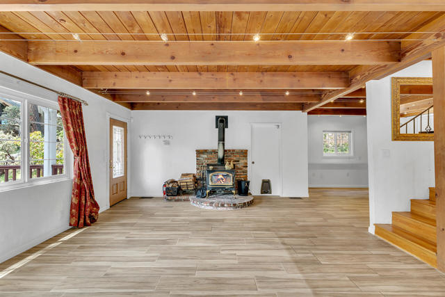 53200 Forest Lake Drive, Idyllwild CA: https://media.crmls.org/mediaz/75cb1123-c81b-495a-8ae0-c382dbff7bf5.jpg