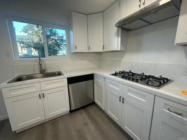 Detail Gallery Image 6 of 22 For 742 44 Morrison St, San Diego,  CA 92102 - 3 Beds | 2 Baths