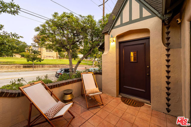 1117 N Avenue 64, Los Angeles CA: https://media.crmls.org/mediaz/75cba7aa-1d3f-4ac9-aa5d-4ab1bc208b02.jpg