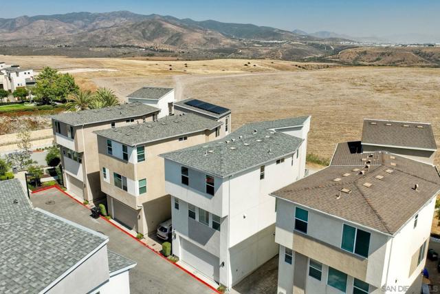 2056 Callisto Terrace, Chula Vista CA: https://media.crmls.org/mediaz/75cbc8e0-6c02-47bc-b0c3-80a0ddbbfb96.jpg