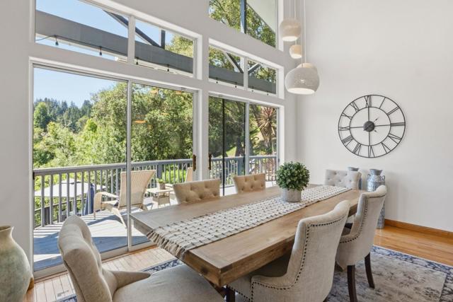 24035 Stage Stop Way, Los Gatos CA: https://media.crmls.org/mediaz/75cbee59-7795-4eed-8e46-45834eecbb7f.jpg