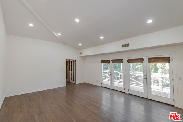 4343 Shadyglade Avenue photo 21