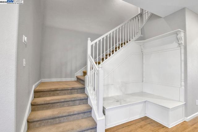 675 Merritt Ct, Discovery Bay CA: https://media.crmls.org/mediaz/75cc9a31-4b51-4f91-b9bc-0e08c6f476de.jpg