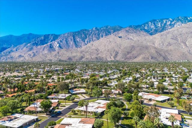 2232 Oakcrest Drive, Palm Springs, CA 92264
