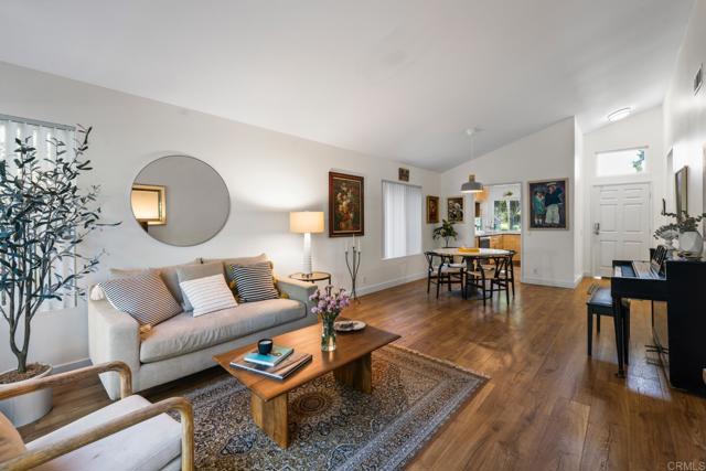 Detail Gallery Image 2 of 44 For 302 Windjammer Cir, Chula Vista,  CA 91910 - 2 Beds | 2 Baths