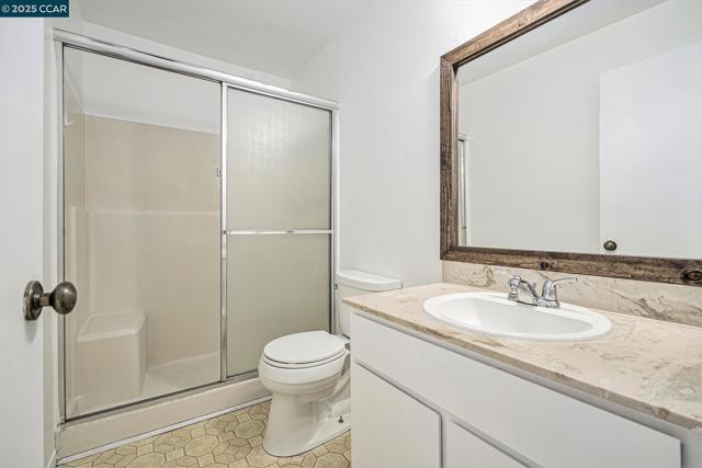 2921 19Th St, San Pablo CA: https://media.crmls.org/mediaz/75cf12f3-1859-4de4-a773-77d6498c5cf4.jpg