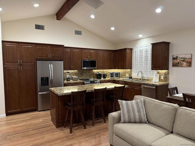 9007 Montrose Way, San Diego CA: https://media.crmls.org/mediaz/75cfbdc1-18dc-433b-b2fa-be8a2af7f604.jpg