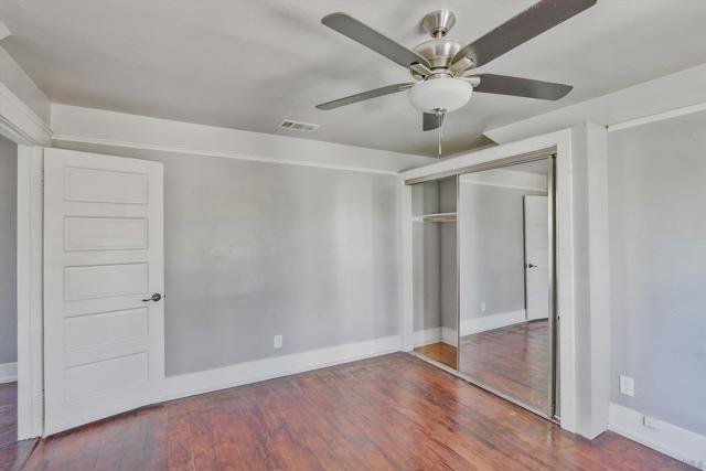 1035 Edgemont Place, San Diego CA: https://media.crmls.org/mediaz/75d04b16-4566-477a-bf05-faf3f5890141.jpg