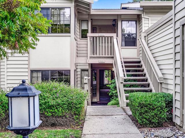 7391 Via Cantares, San Jose CA: https://media.crmls.org/mediaz/75d1e5b8-d0f6-4a7b-a824-143000171379.jpg