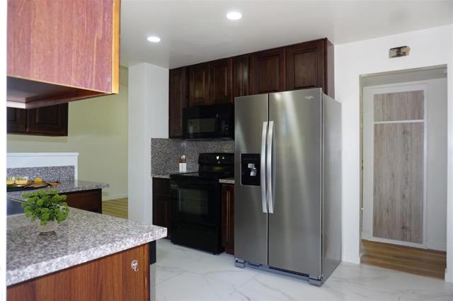 408 Casita Court, San Jose CA: https://media.crmls.org/mediaz/75d2d9e4-25fc-4bae-a4cb-6d80e8219b83.jpg