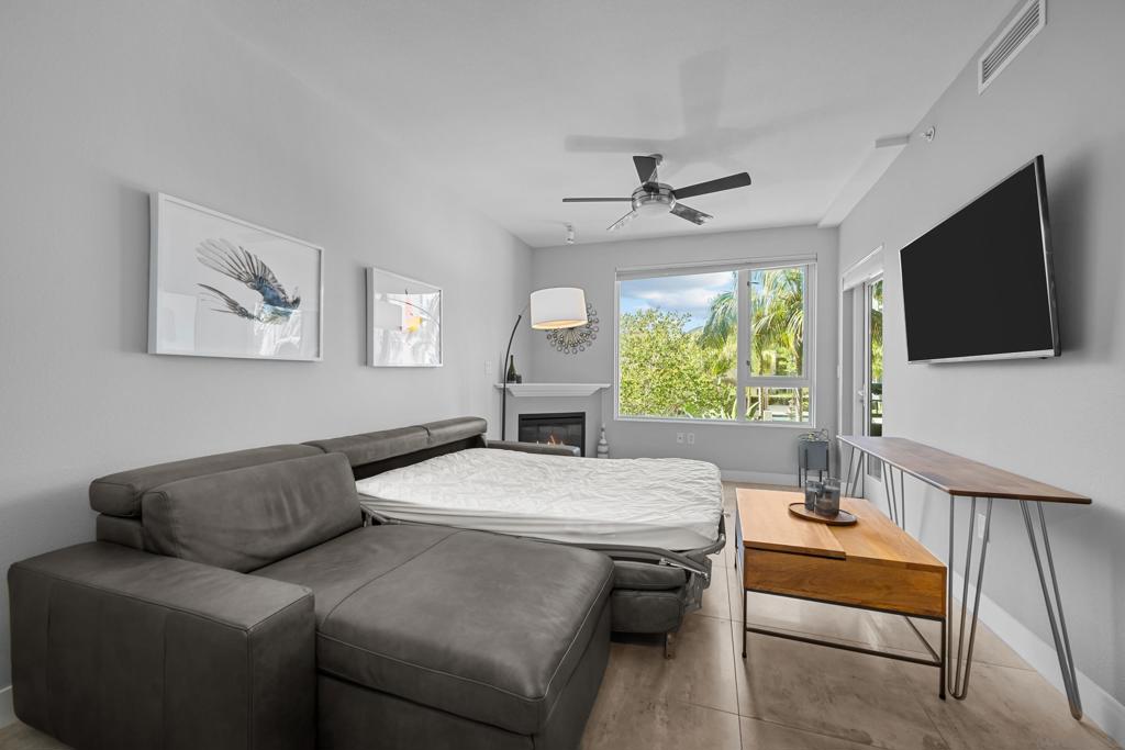 300 Beech - photo 16
