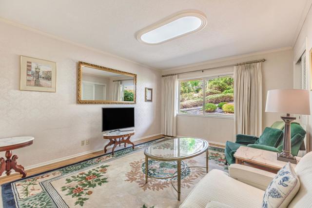 59 Skyline Crest Dr, Monterey CA: https://media.crmls.org/mediaz/75d38216-186f-4a11-8226-05e92b601739.jpg