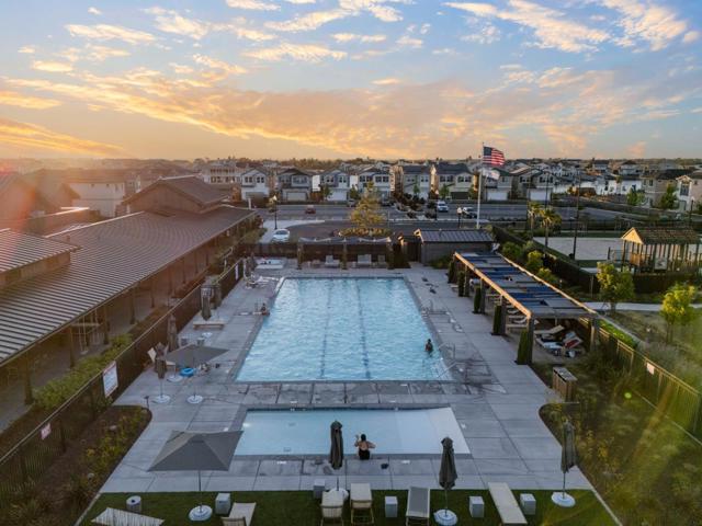 854 Freeboard Court, Bethel Island CA: https://media.crmls.org/mediaz/75d52eda-1fb0-4f81-9615-9a79778e32ec.jpg