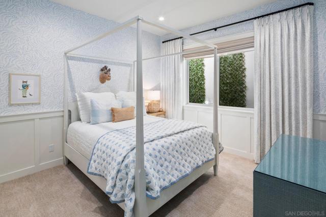 552 G Avenue, Coronado CA: https://media.crmls.org/mediaz/75d585b0-3f12-4803-aa1e-e631a71db4b3.jpg