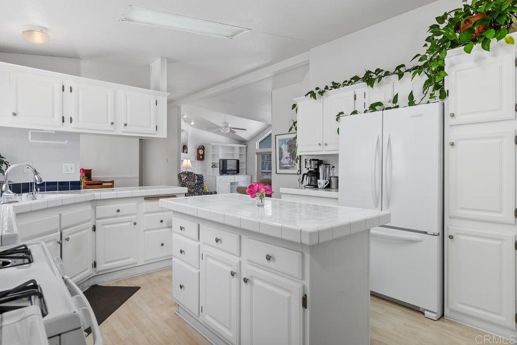 1401 El Norte Parkway - photo 14
