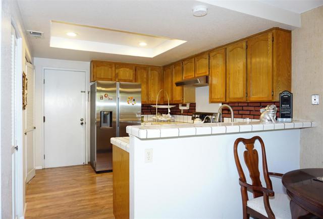 4733 Lago Vista Circle, San Jose CA: https://media.crmls.org/mediaz/75d6f8f9-84a3-47a9-9289-5db3f0d94c2a.jpg