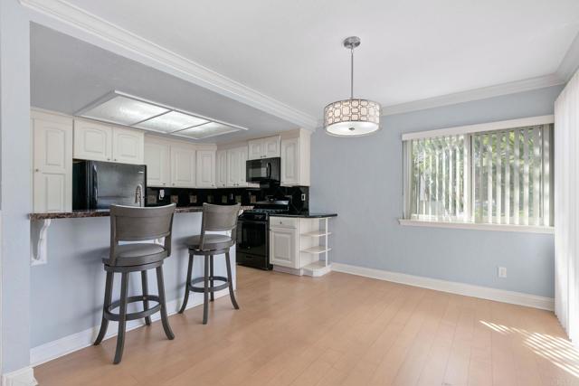 Detail Gallery Image 16 of 40 For 383 N Melrose Dr #F,  Vista,  CA 92083 - 2 Beds | 2 Baths