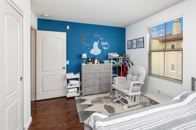 Detail Gallery Image 13 of 30 For 1295 Blue Jean Way #2,  Chula Vista,  CA 91913 - 3 Beds | 2/1 Baths