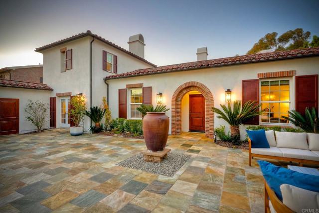 14317 Salida Del Sol, San Diego CA: https://media.crmls.org/mediaz/75d75edb-7aba-431b-ab1f-ff912e0b5f57.jpg