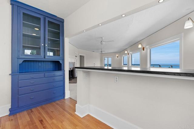 Detail Gallery Image 23 of 67 For 1654 Camino Del Mar Upper,  Del Mar,  CA 92014 - 3 Beds | 3 Baths