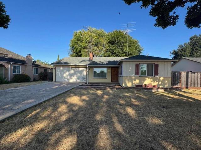 66 Rodonovan Drive, Santa Clara CA: https://media.crmls.org/mediaz/75d8870e-4ae5-4a7b-8d81-bc96f296246f.jpg